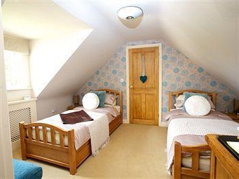 Silverstone Guest House 외부 사진