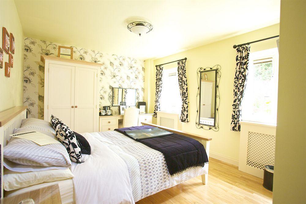 Silverstone Guest House 외부 사진
