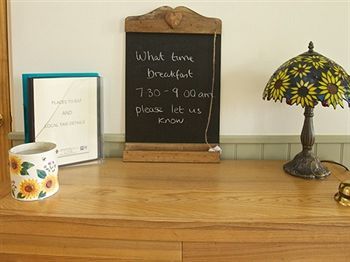 Silverstone Guest House 외부 사진
